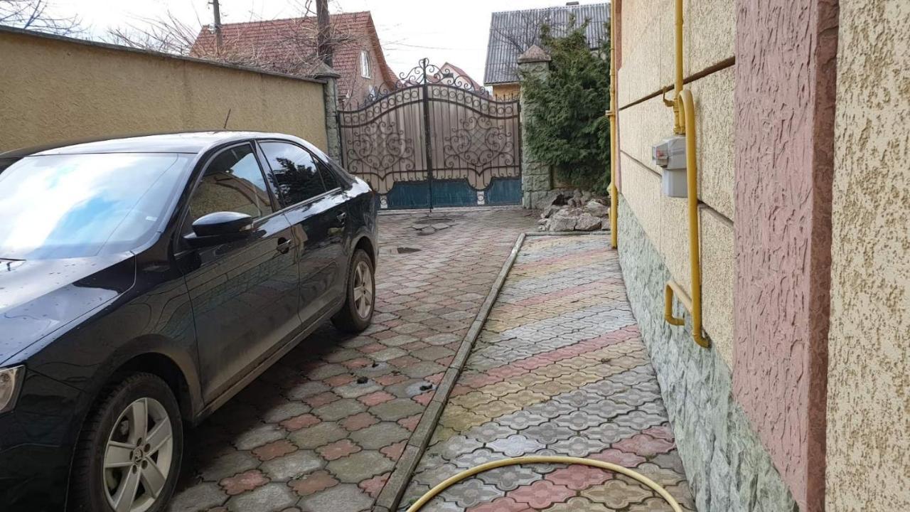 Viktoria Villa Ujgorod Dış mekan fotoğraf